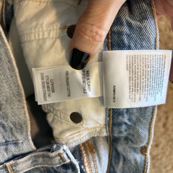 AGOLDE Criss Cross Straight Jeans in Women's Size 24 Button Fly Raw Hem Lt Wash - Picture 8 of 9